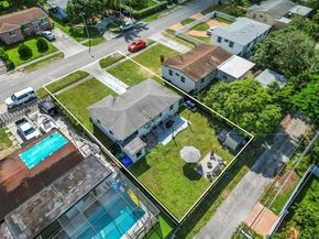 951 NE 155th Ter, North Miami Beach FL 33162