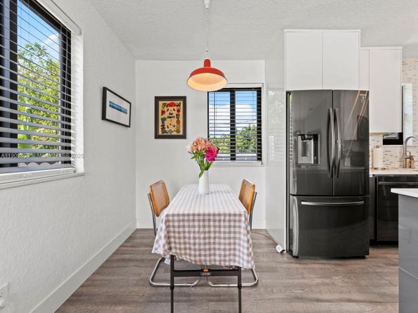 951 NE 155th Ter, North Miami Beach FL 33162