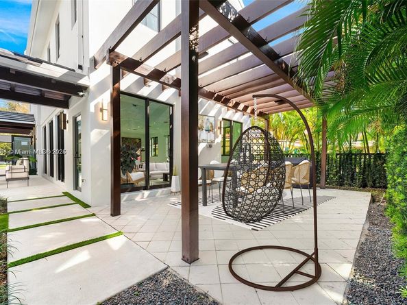 638 Escobar Ave, Coral Gables FL 33134