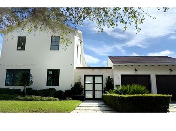 638 Escobar Ave