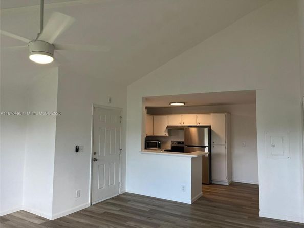 4027 NW 87th Ave 4027, Sunrise FL 33351
