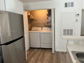 4027 NW 87th Ave 4027, Sunrise FL 33351