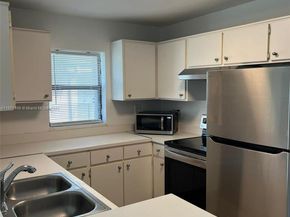 4027 NW 87th Ave 4027, Sunrise FL 33351