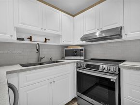 5911 NE 14th Ln 301S, Fort Lauderdale FL 33334