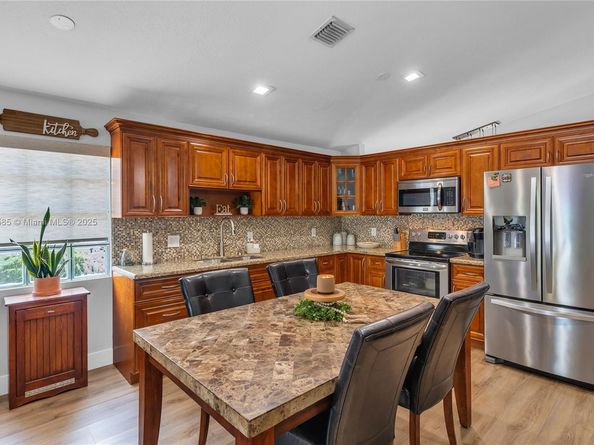 14682 Vista Luna Dr, Davie FL 33325