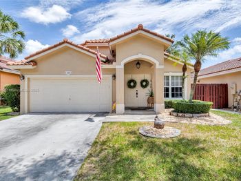 14682 Vista Luna Dr