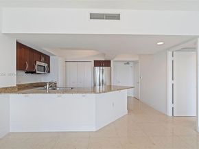 20000 E Country Club Dr 1109, Aventura FL 33180