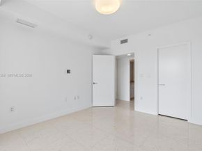 20000 E Country Club Dr 1109, Aventura FL 33180