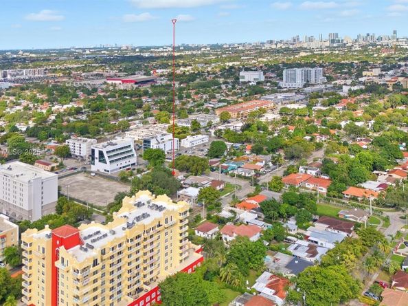 104 SW 40th Ave, Miami FL 33134