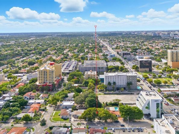 104 SW 40th Ave, Miami FL 33134