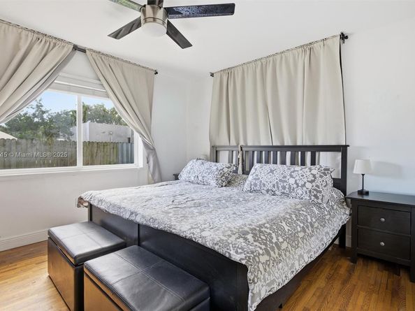 104 SW 40th Ave, Miami FL 33134