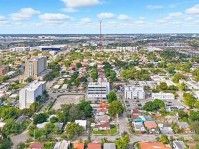 104 SW 40th Ave, Miami FL 33134