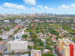 104 SW 40th Ave, Miami FL 33134