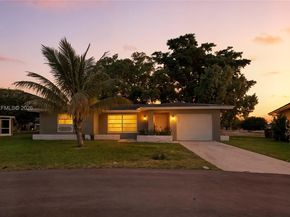 5805 NW 72nd Ave, Tamarac FL 33321-6039