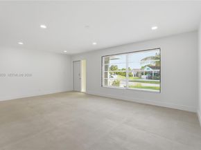 5805 NW 72nd Ave, Tamarac FL 33321-6039