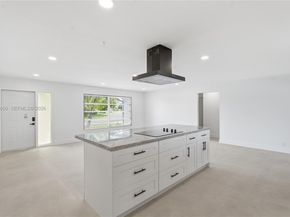 5805 NW 72nd Ave, Tamarac FL 33321-6039