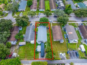 5709 Lincoln St, Hollywood FL 33021