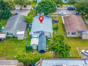 5709 Lincoln St, Hollywood FL 33021