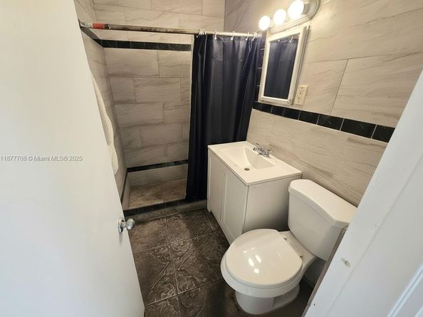 537 NW 20th Ave, Fort Lauderdale FL 33311