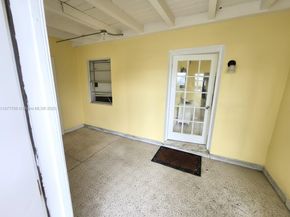 537 NW 20th Ave, Fort Lauderdale FL 33311