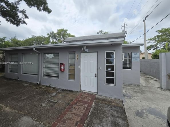 537 NW 20th Ave, Fort Lauderdale FL 33311