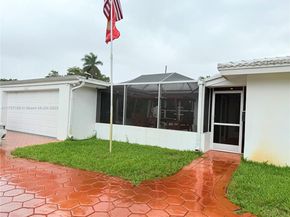 5369 Balsam Ter, Plantation FL 33317