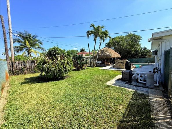 5369 Balsam Ter, Plantation FL 33317