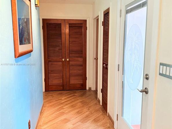 5369 Balsam Ter, Plantation FL 33317