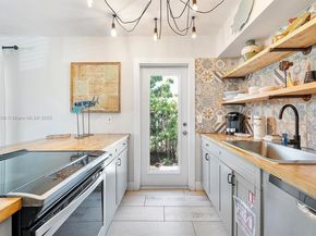 1411 NE 12th St, Fort Lauderdale FL 33304