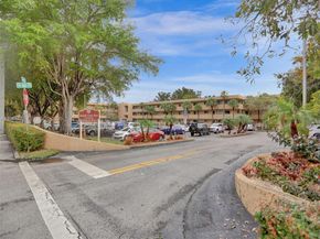 8415 SW 107th Ave 256W, Miami FL 33173