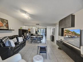 8415 SW 107th Ave 256W, Miami FL 33173