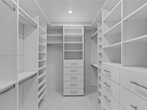 6900 SW 136th St, Palmetto Bay FL 33156