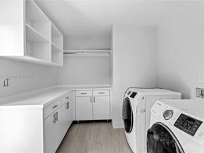 6900 SW 136th St, Palmetto Bay FL 33156