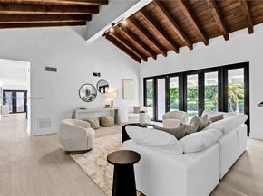 6900 SW 136th St, Palmetto Bay FL 33156