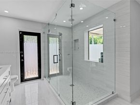 6900 SW 136th St, Palmetto Bay FL 33156