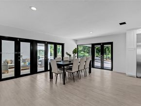 6900 SW 136th St, Palmetto Bay FL 33156