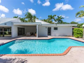6900 SW 136th St, Palmetto Bay FL 33156