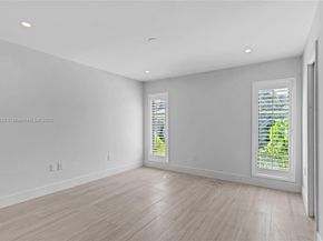 6900 SW 136th St, Palmetto Bay FL 33156