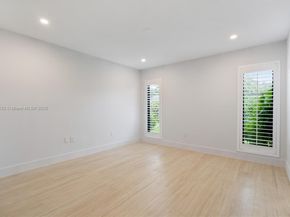 6900 SW 136th St, Palmetto Bay FL 33156