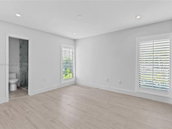 6900 SW 136th St, Palmetto Bay FL 33156