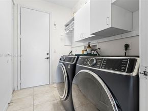 5923 NW 54th Cir, Coral Springs FL 33067