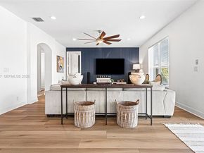 5923 NW 54th Cir, Coral Springs FL 33067