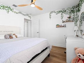 5923 NW 54th Cir, Coral Springs FL 33067