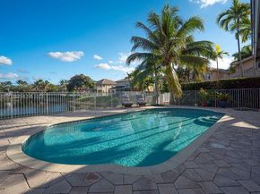 5923 NW 54th Cir, Coral Springs FL 33067