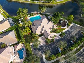 5923 NW 54th Cir, Coral Springs FL 33067