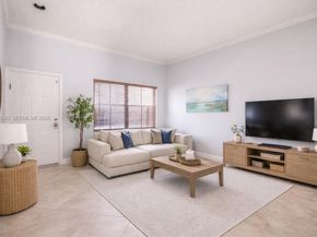 777 Tanglewood Cir, Weston FL 33327
