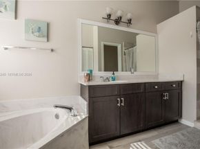 777 Tanglewood Cir, Weston FL 33327