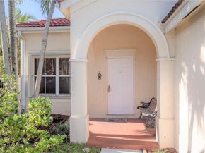 777 Tanglewood Cir, Weston FL 33327