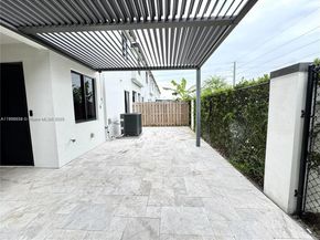 13627 SW 157th Ct, Miami FL 33196