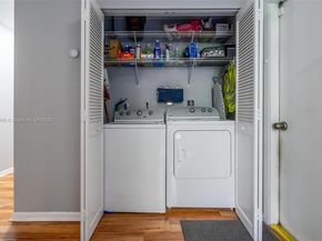 2793 Oakleigh Ln, Davie FL 33328